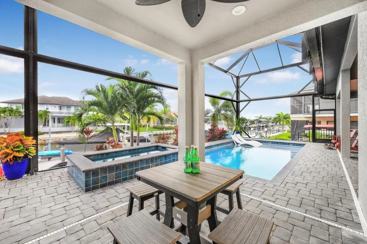Holiday home 673 Spinnaker Drive *