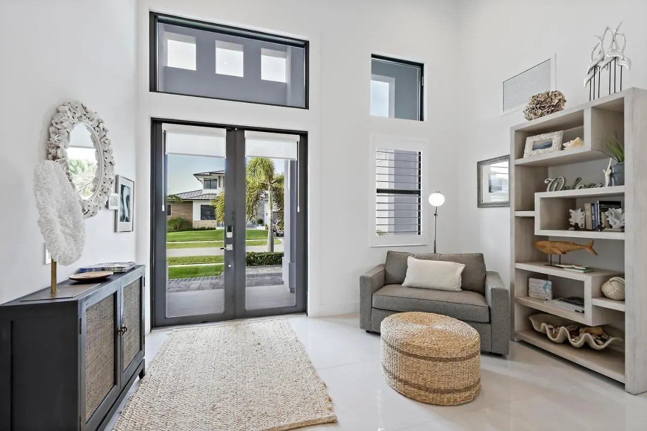Holiday home 1889 North Bahama Avenue *