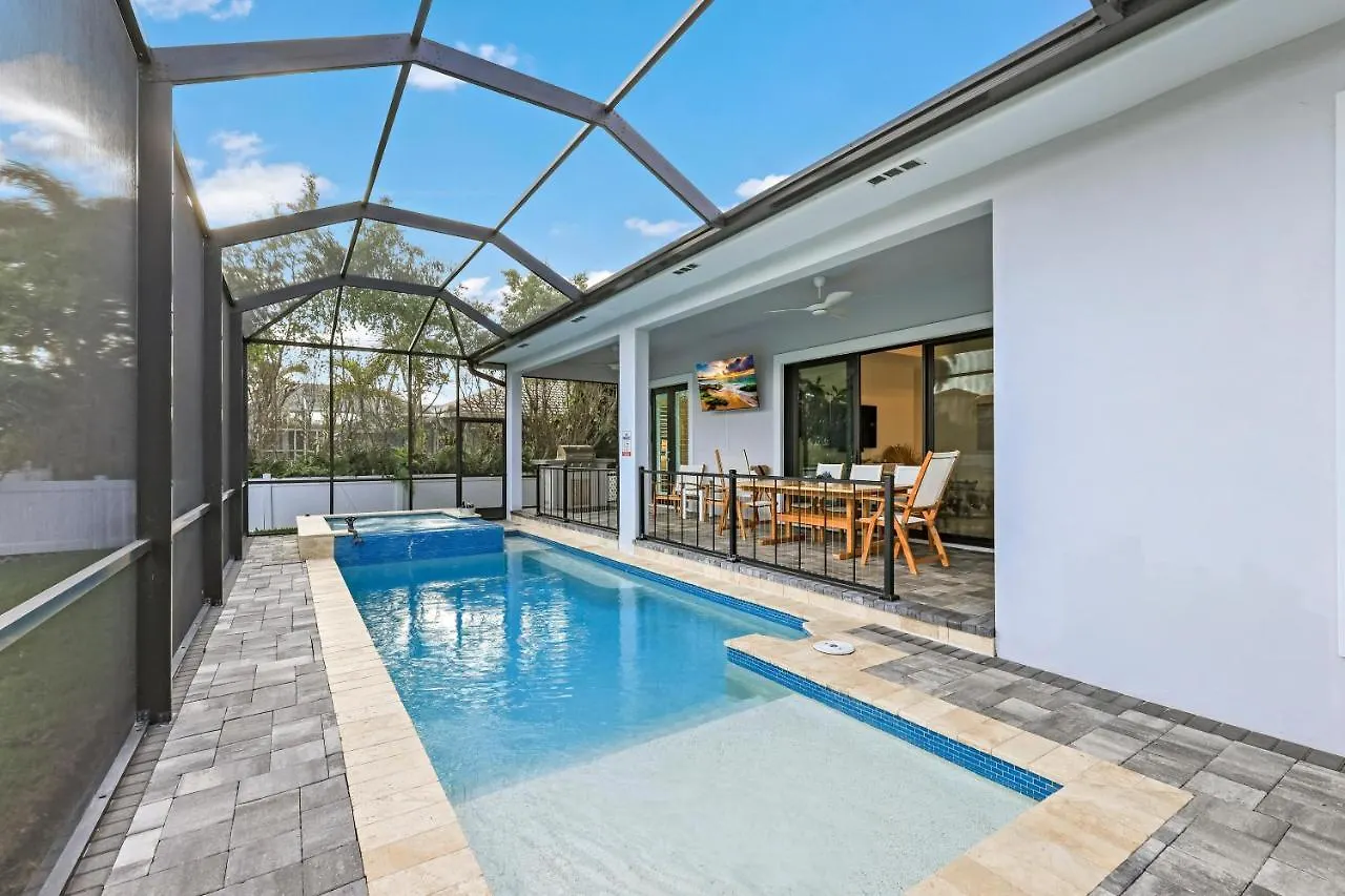 Holiday home 1889 North Bahama Avenue *