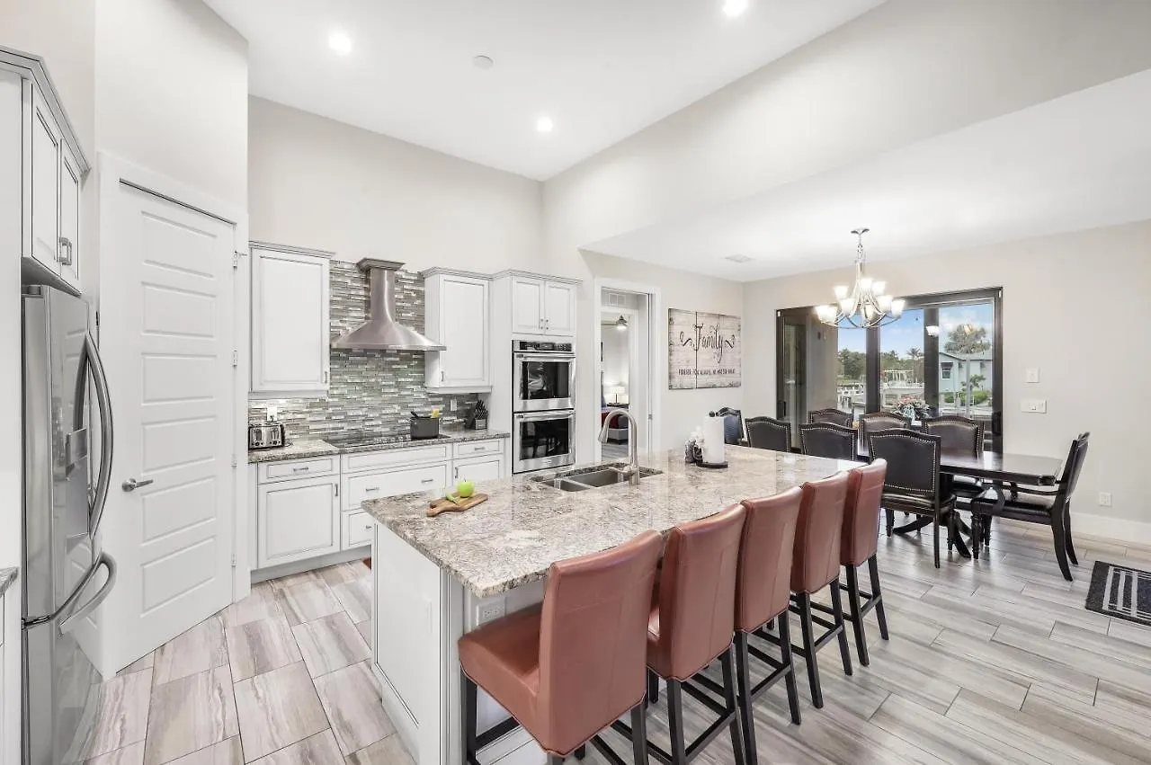 673 Spinnaker Drive * Marco Island