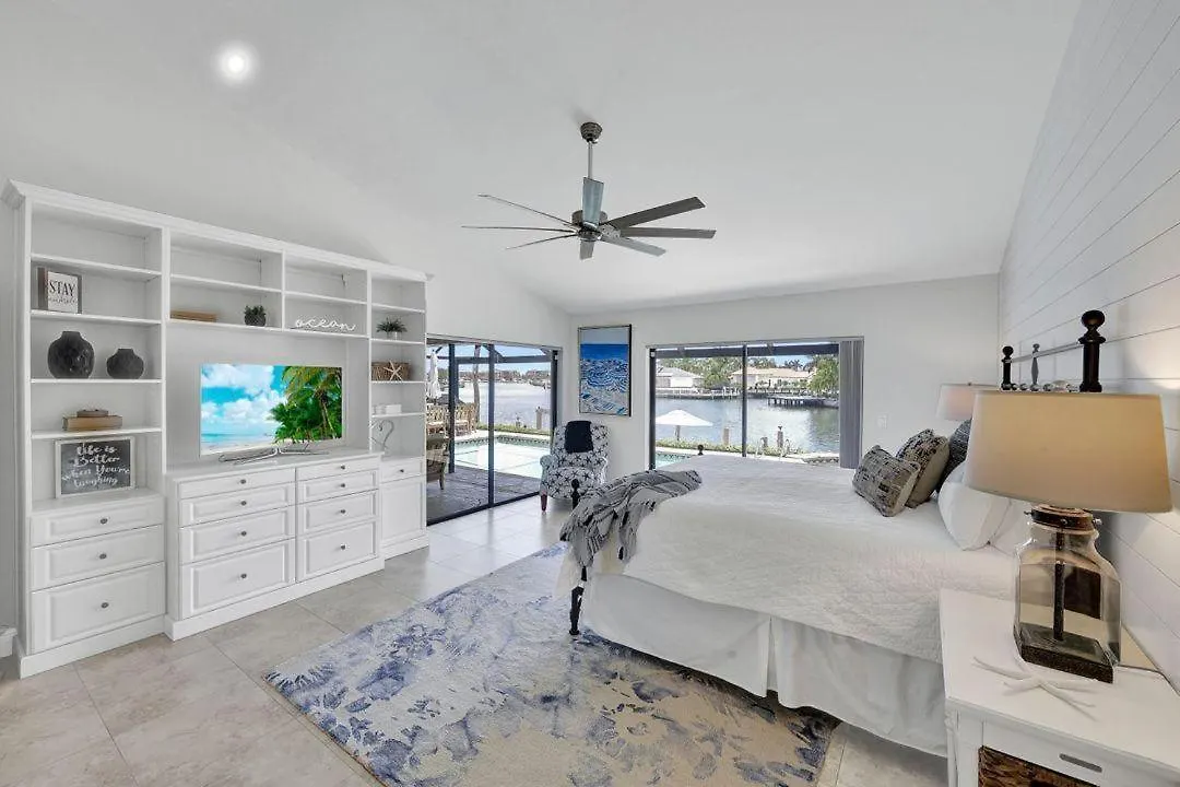 665 Rockport Court * Marco Island
