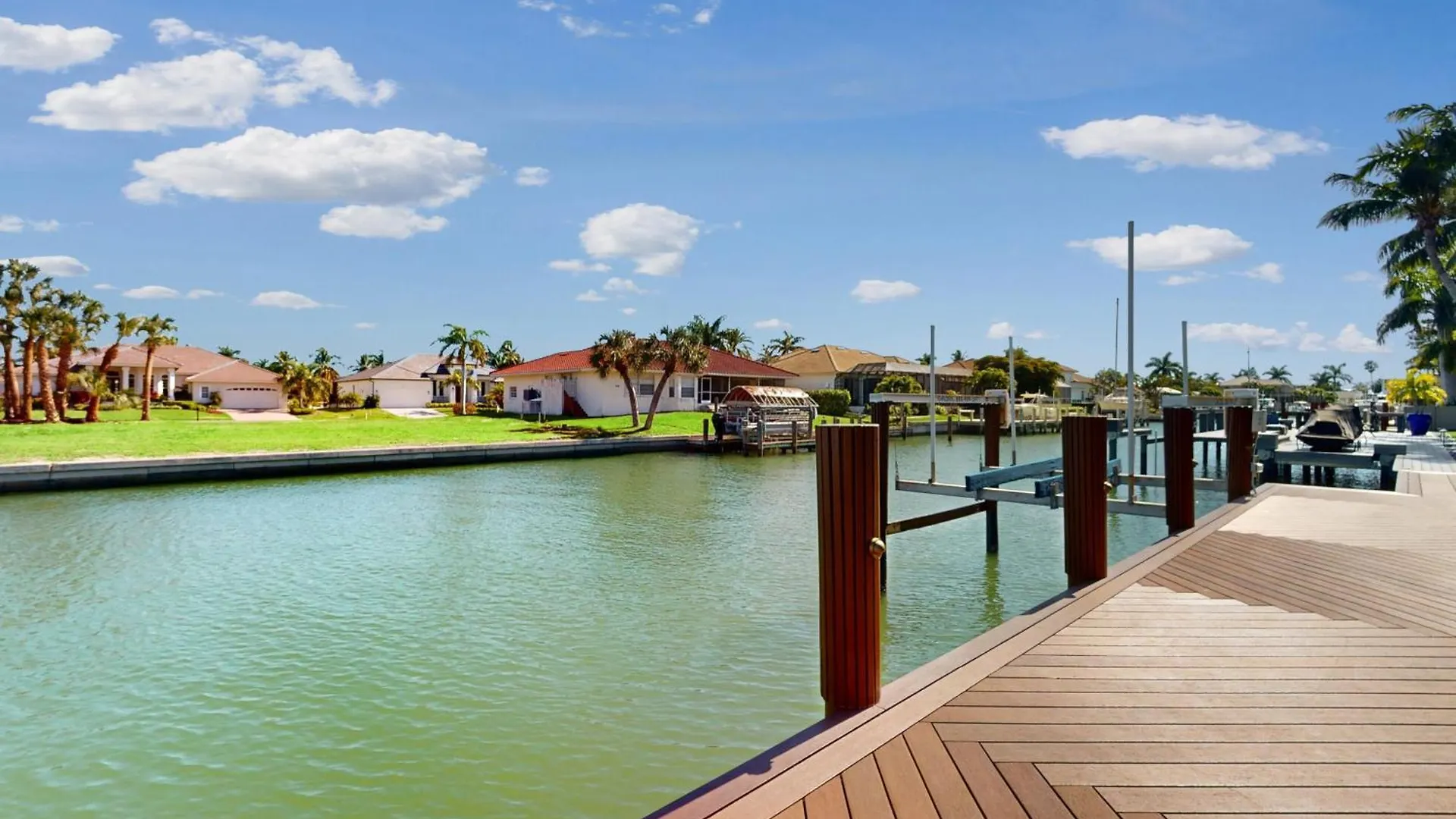 Holiday home Sunshine Dock Marco Island