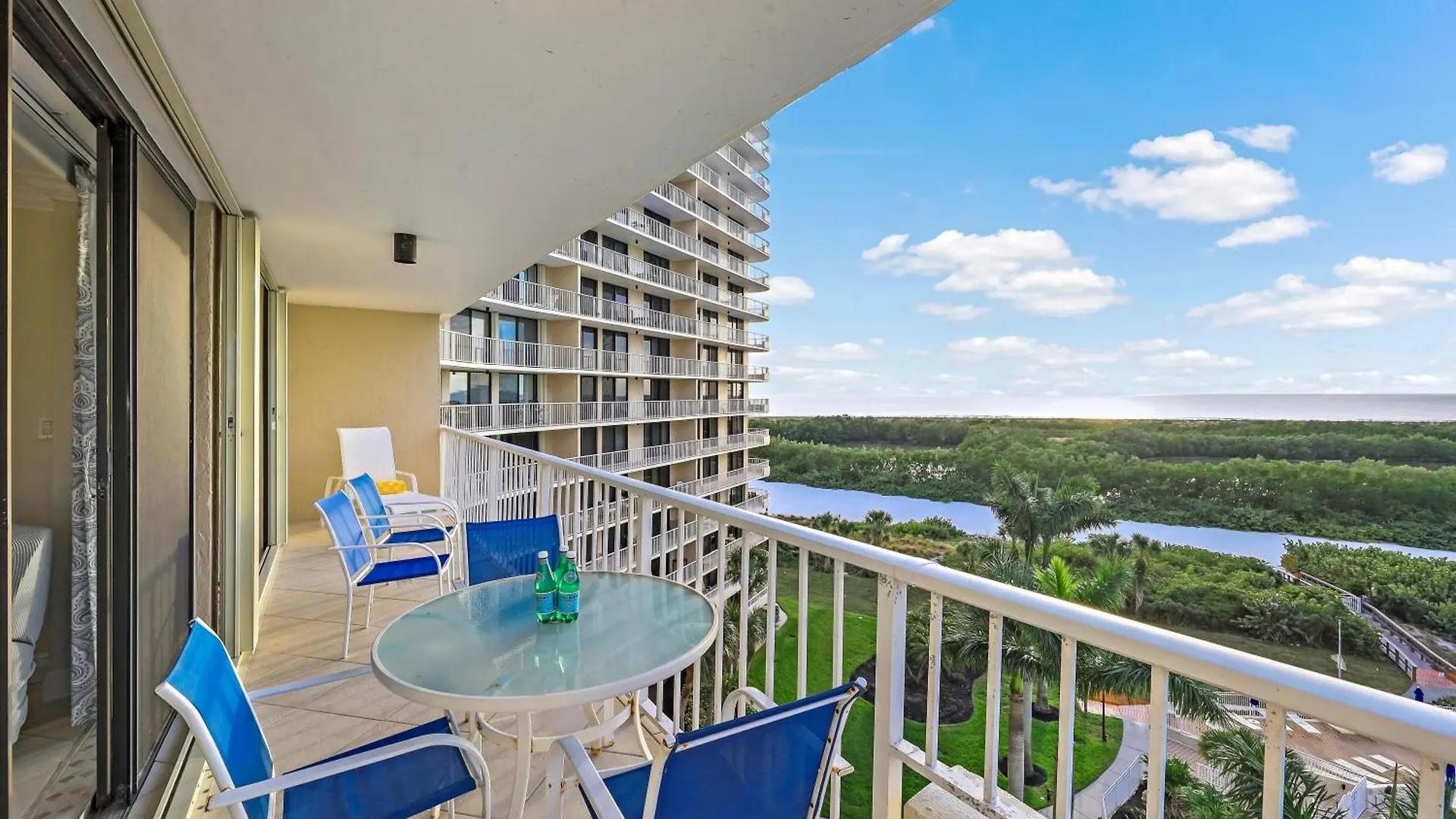 South Seas Tower 3-703 *