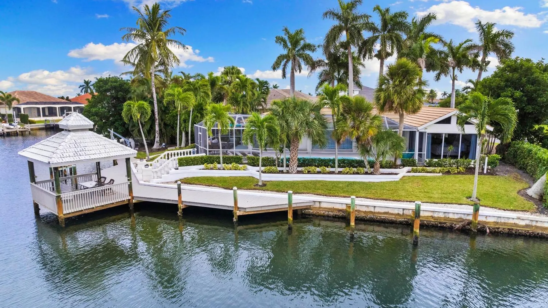 Dream Waterfront Vacation On * Marco Island
