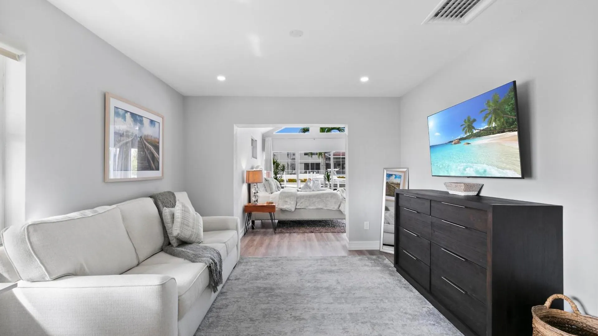 Dream Waterfront Vacation On Holiday home