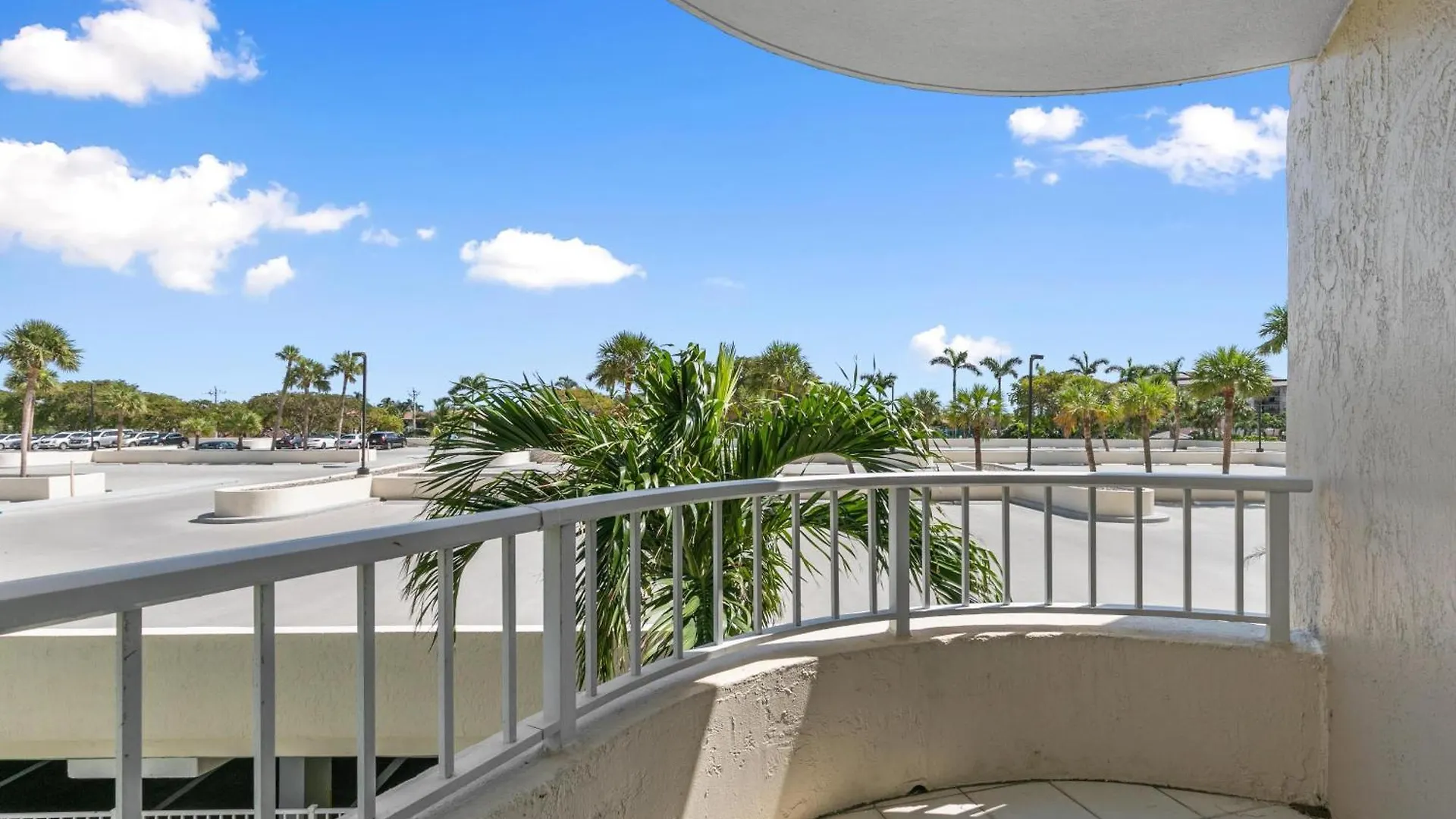 Beachside Oasis In Paradise-beachfront, Pool View * Marco Island