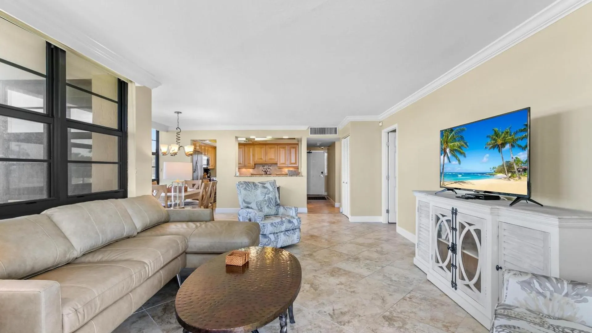 Beachside Oasis In Paradise-beachfront, Pool View Holiday home *