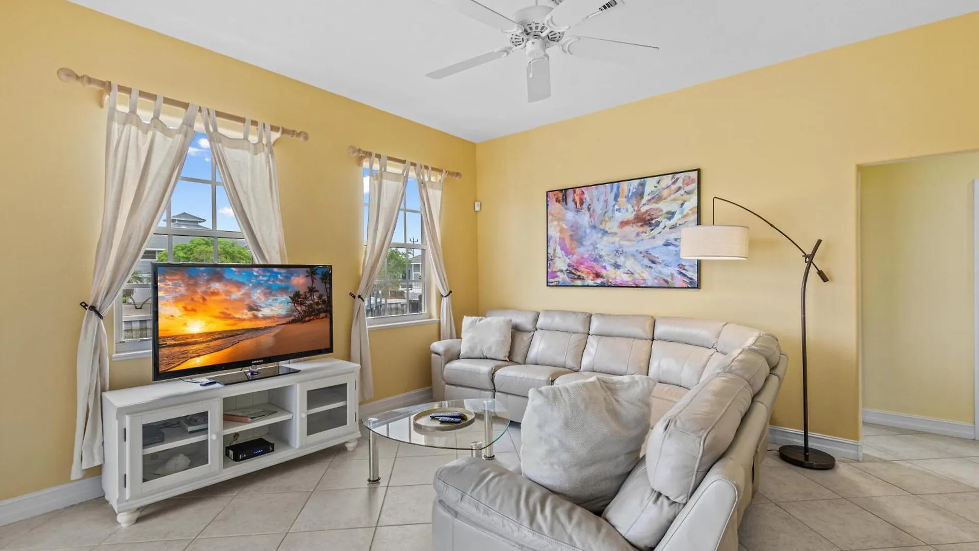 Holiday home Updated And Luxurious 5br Waterfront Oasis On Marco Island