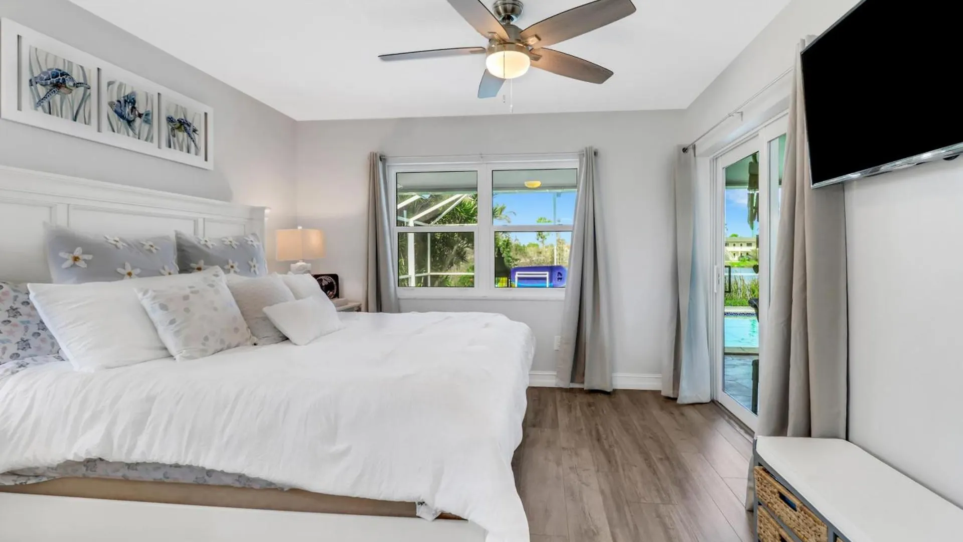 Inviting Lakeview L Pool L Close To Beaches Holiday home *