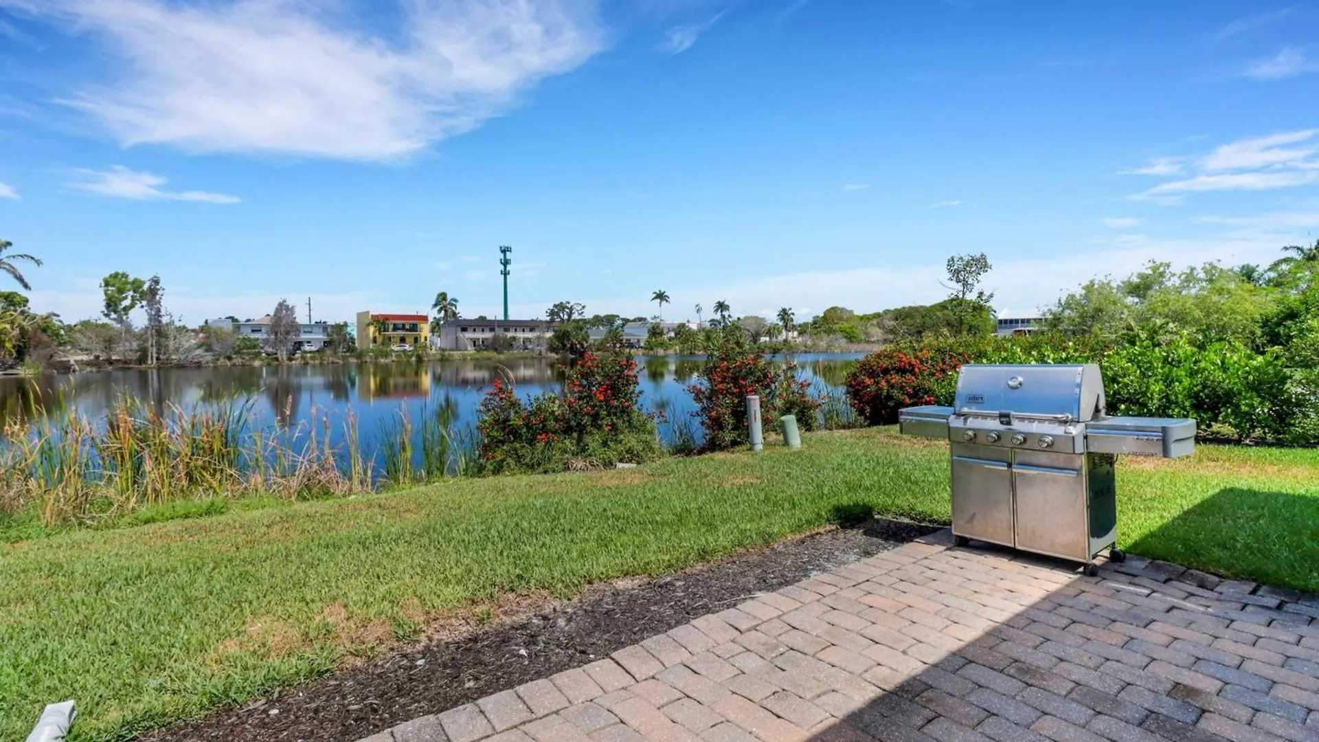 Inviting Lakeview L Pool L Close To Beaches Holiday home *
