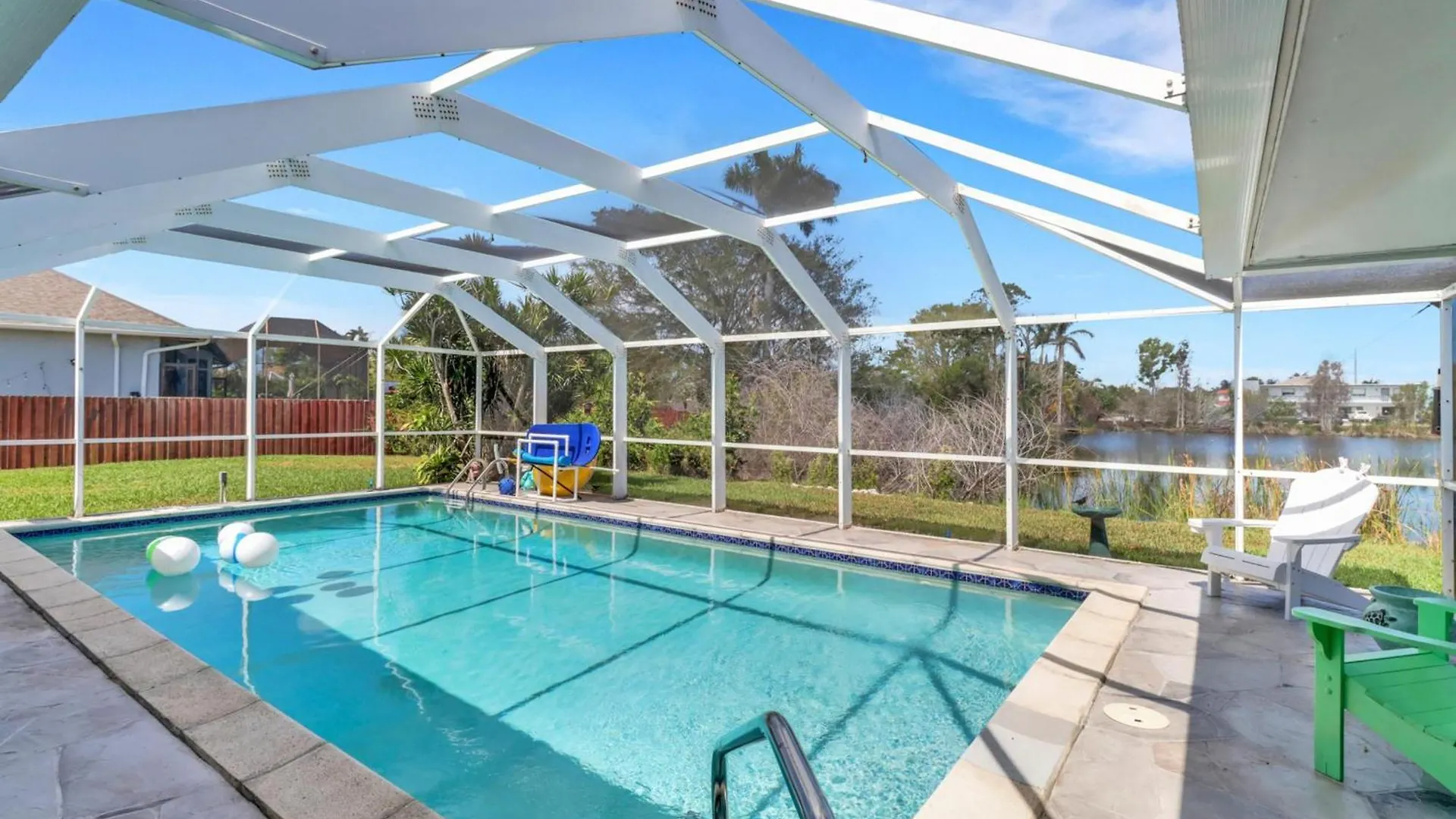 Holiday home Inviting Lakeview L Pool L Close To Beaches