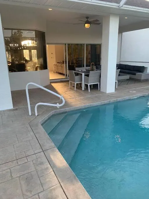 Aaa - Luxury Home, Walk To The Beach. Marco Island