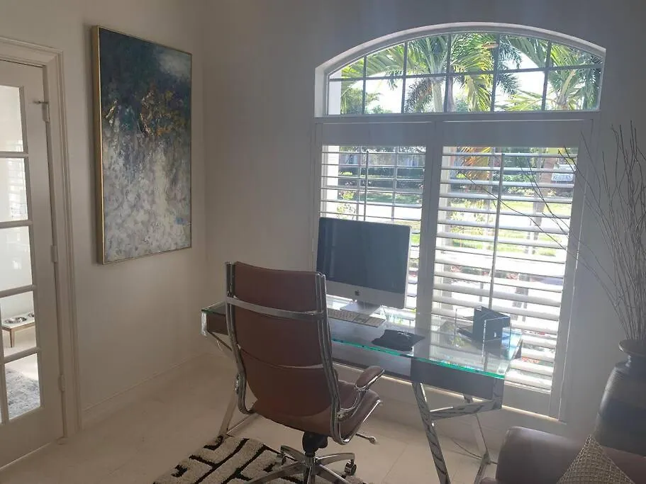 Aaa - Luxury Home, Walk To The Beach. Villa *