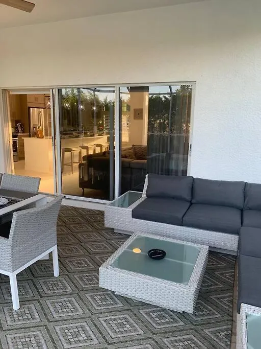 Aaa - Luxury Home, Walk To The Beach. Villa *
