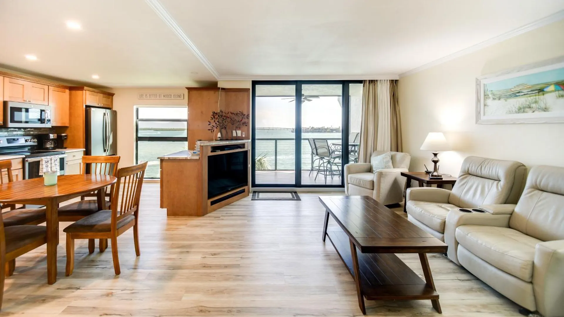 Waterfront With Community Pool! Apartment Marco Island