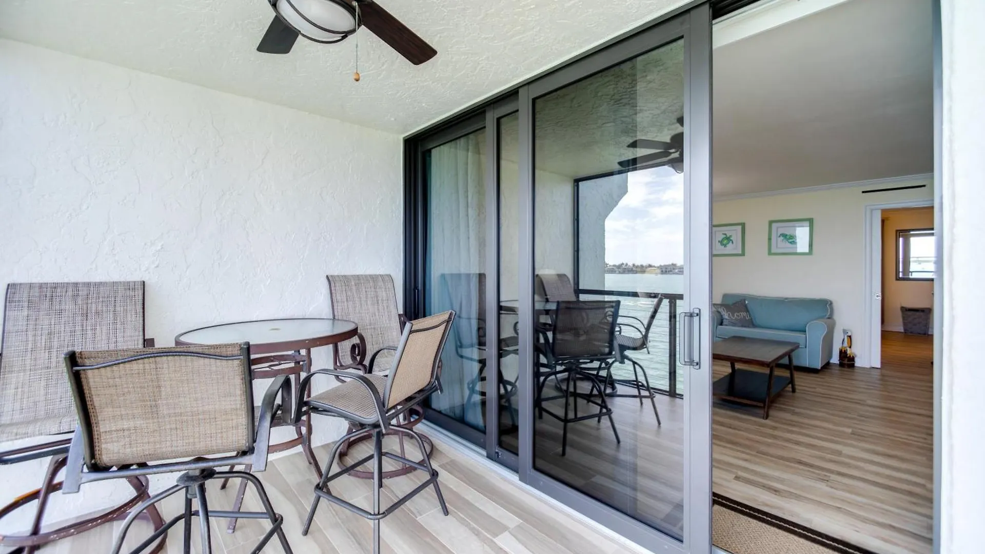 Waterfront With Community Pool! Marco Island