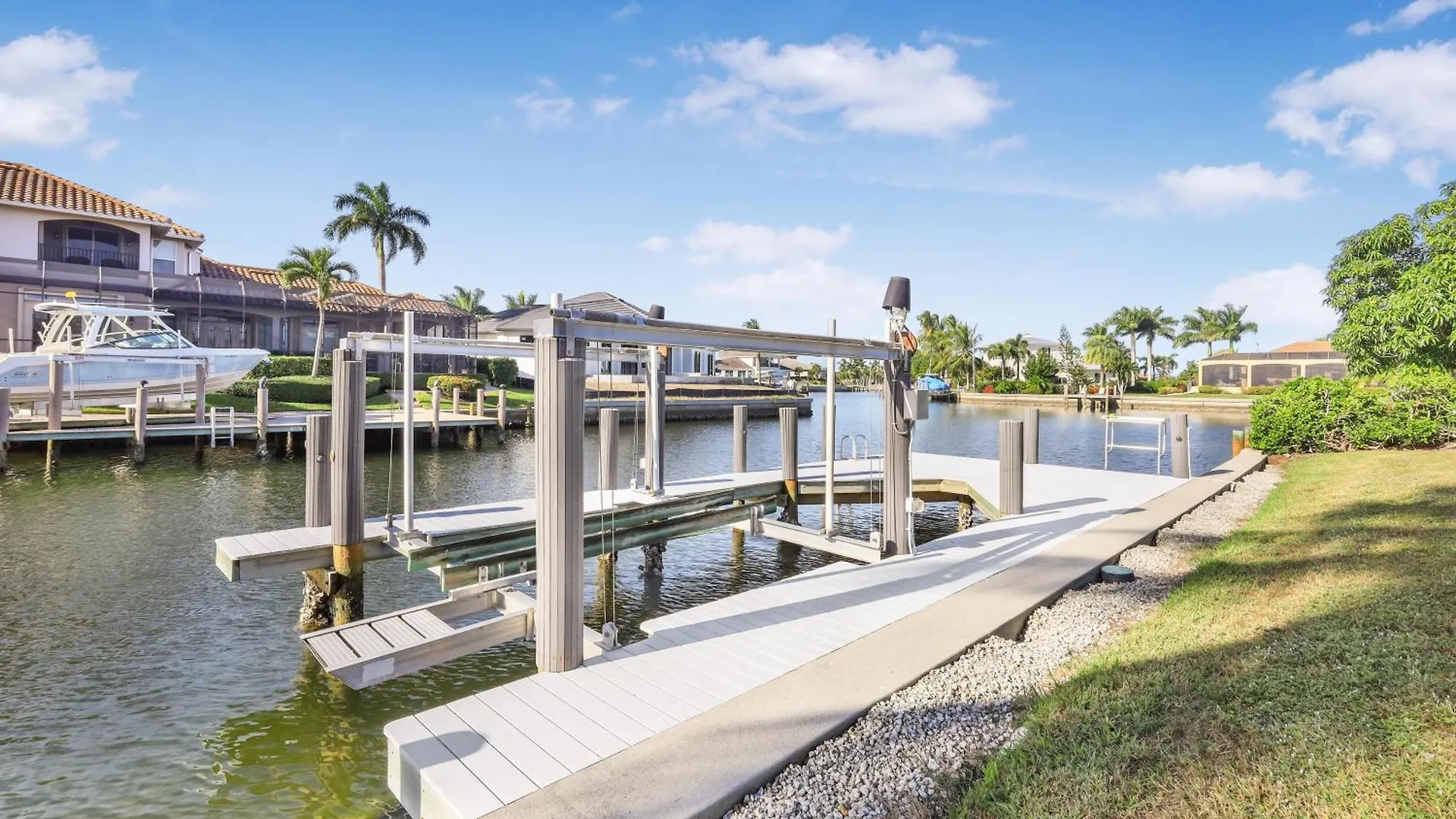 Seahorse Waterfront Pool Marco Island