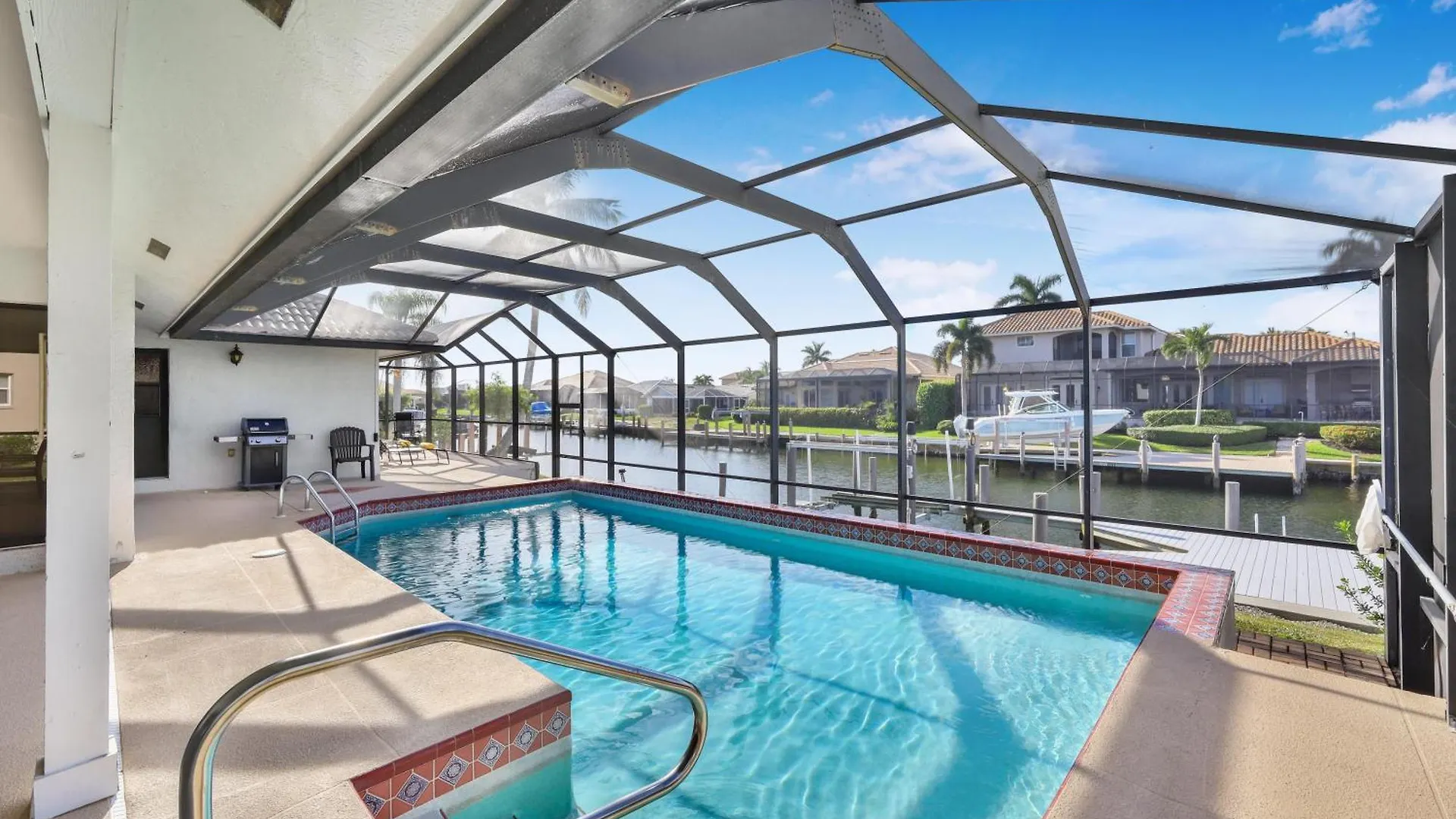Holiday home Seahorse Waterfront Pool *