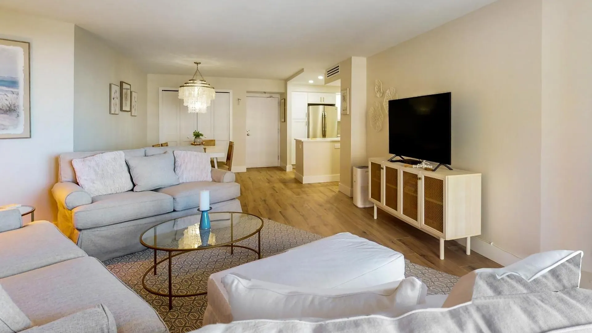Seaview Apartment *
