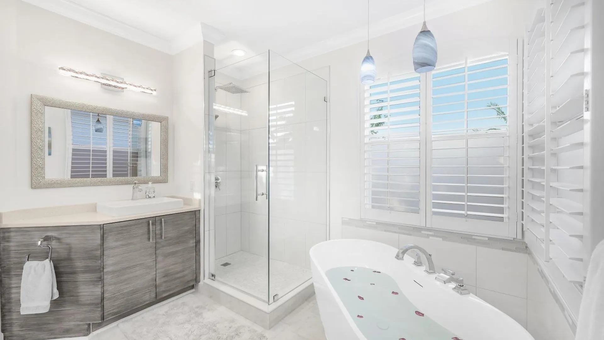 231 Seahorse Court Marco Island