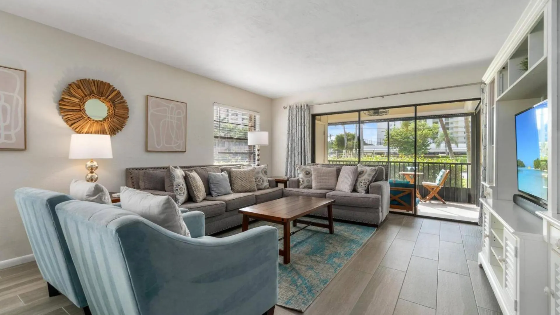 Seaview #104 Holiday home