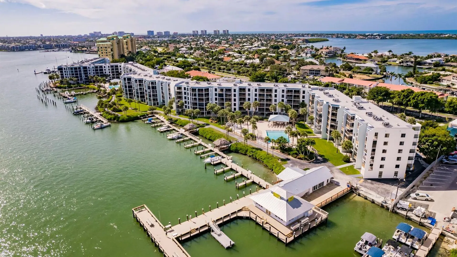 Lovely With Private Bay View