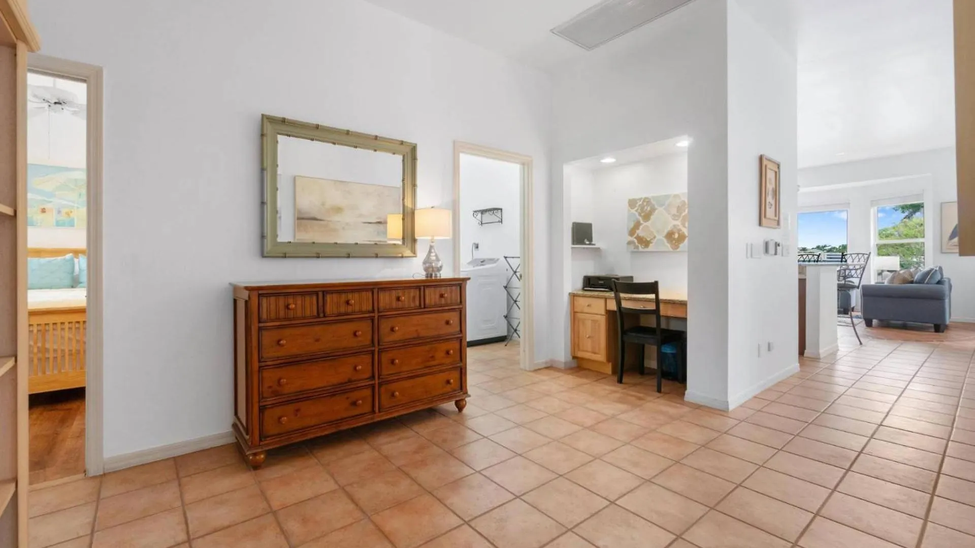 Manatee Manor * Marco Island