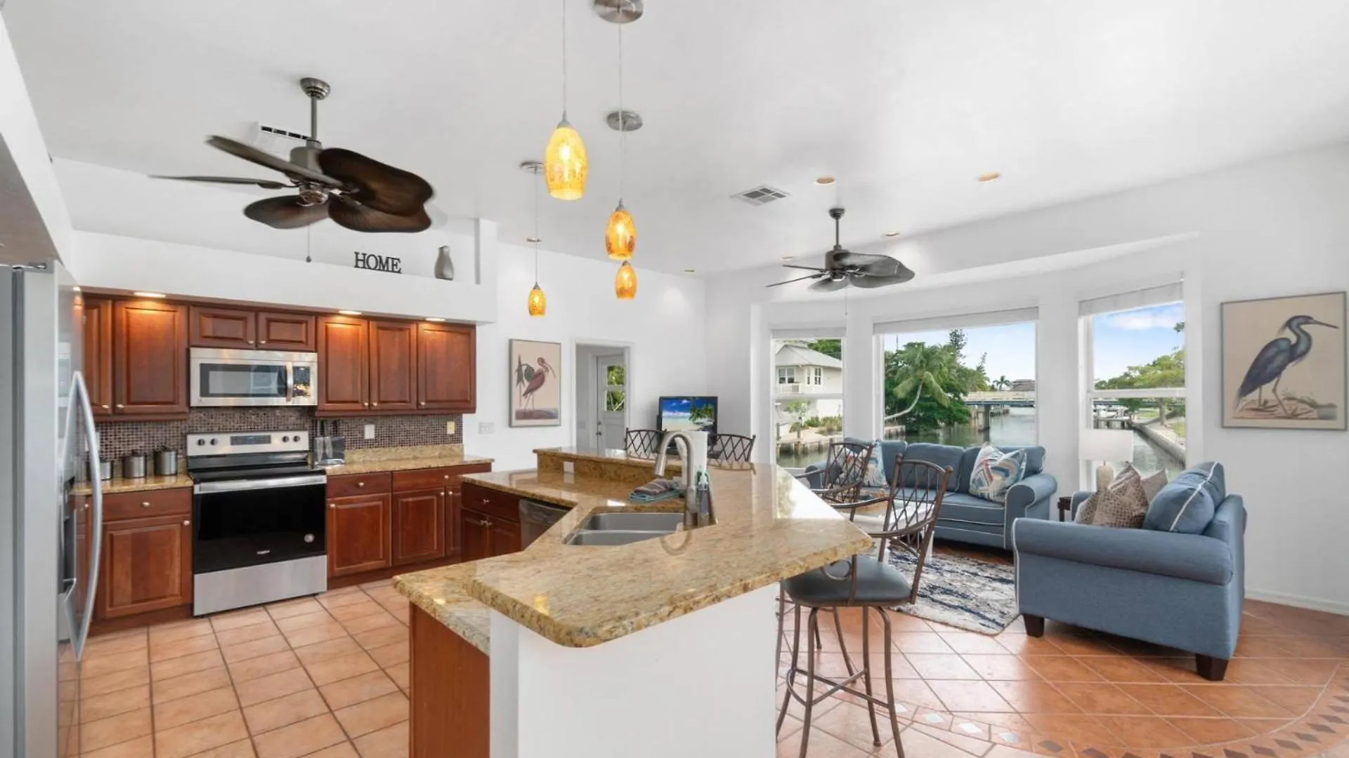 Manatee Manor * Marco Island