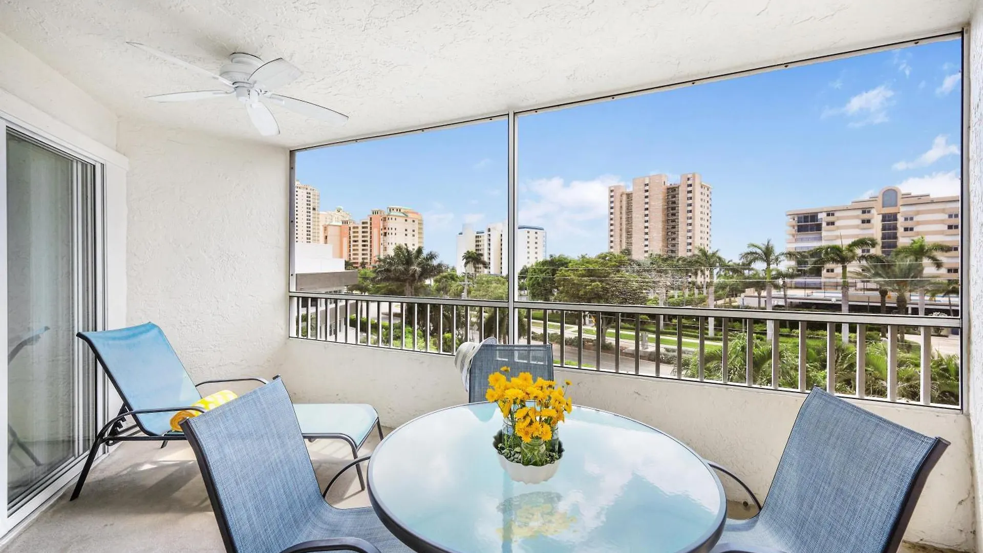 Club 403 Marco Island