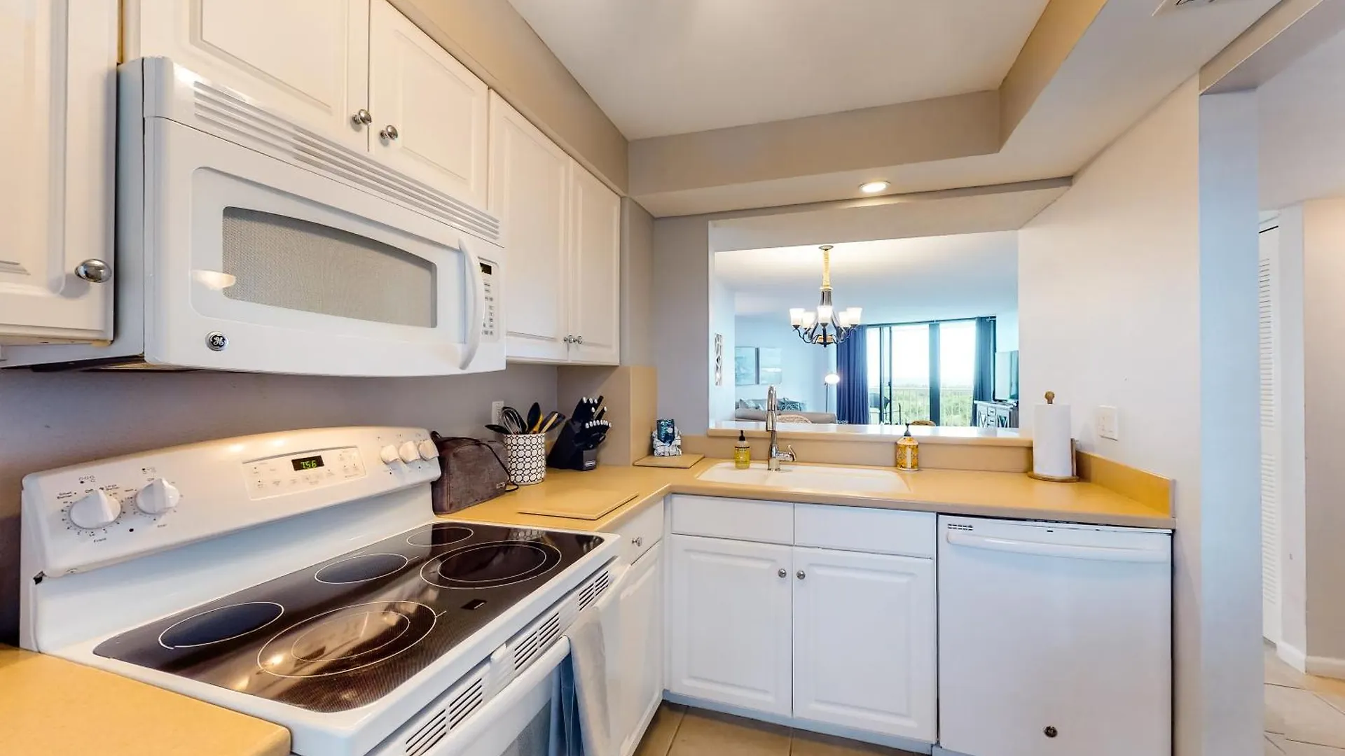 South Seas Island Breeze Apartment *