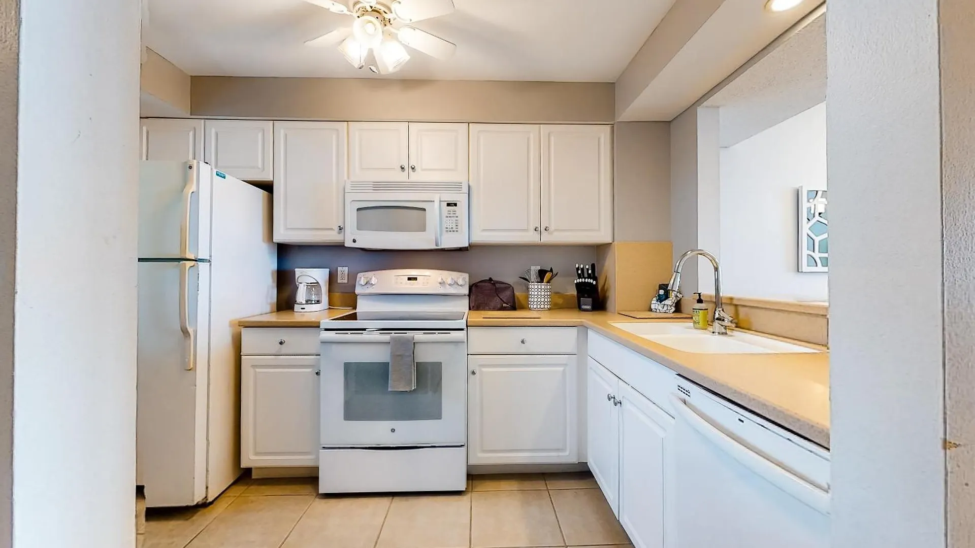 South Seas Island Breeze Apartment Marco Island