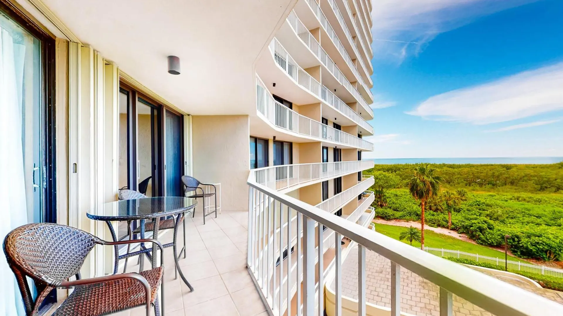 South Seas Island Breeze Apartment *
