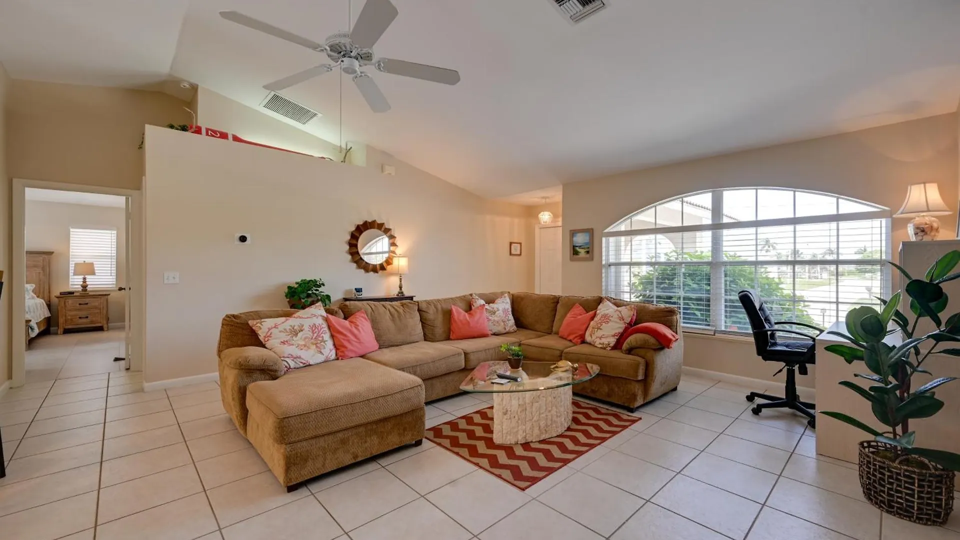 Sunny House Less Than 3 Blocks To Beach! Marco Island