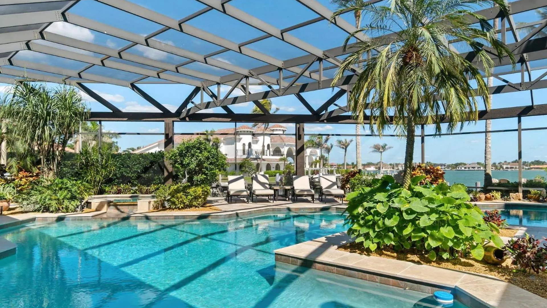 571 Conover Ct * Marco Island