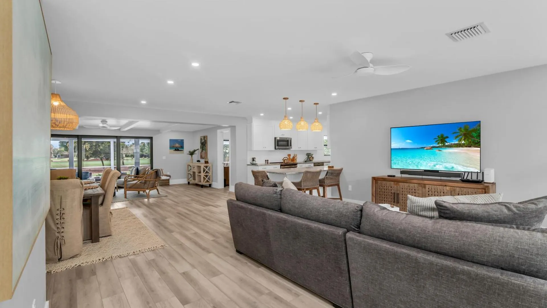 Holiday home Golf-view House I $300k Reno On Prestigious Island Country Club Marco Island