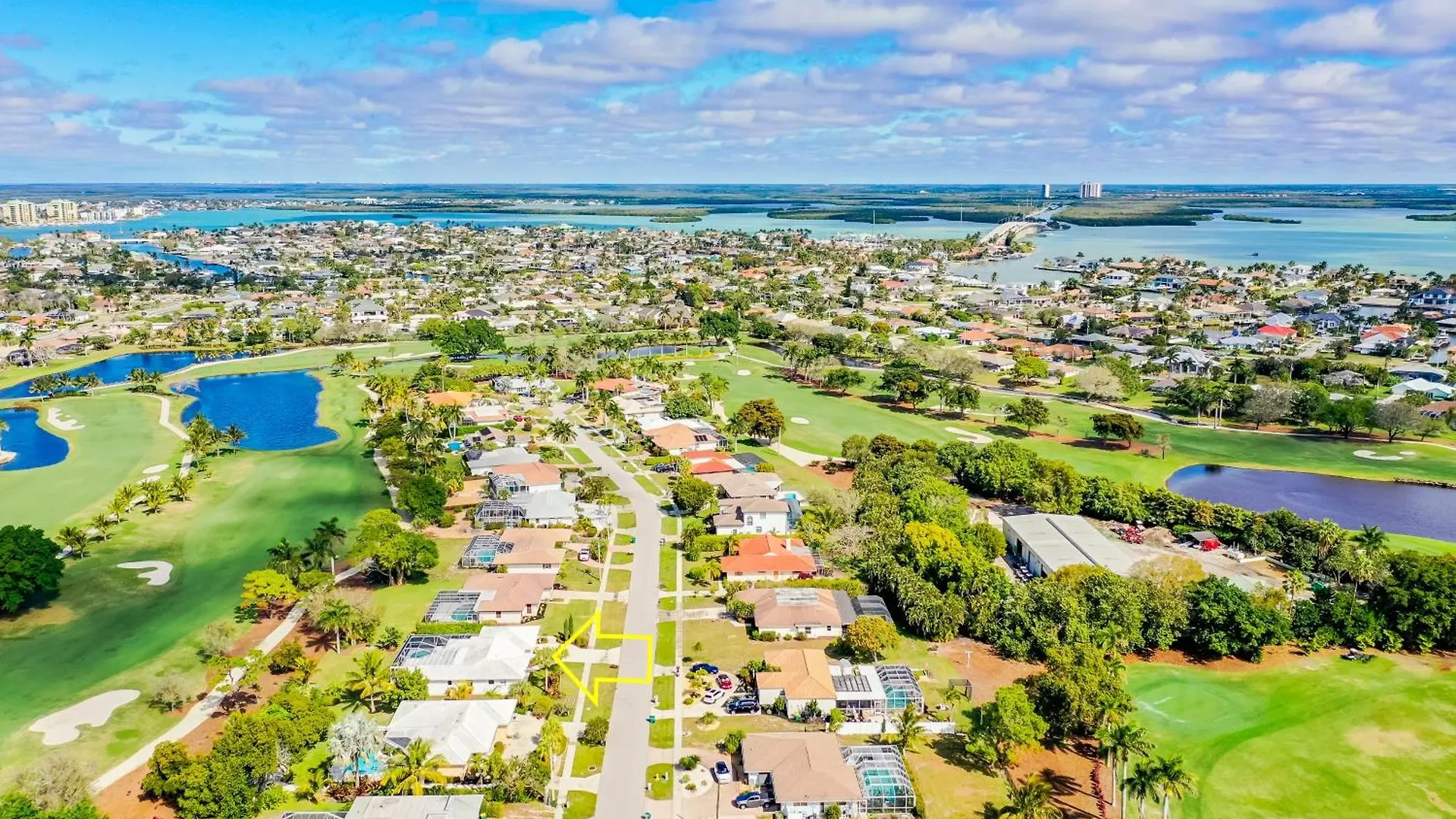 Golf-view House I $300k Reno On Prestigious Island Country Club Holiday home Marco Island