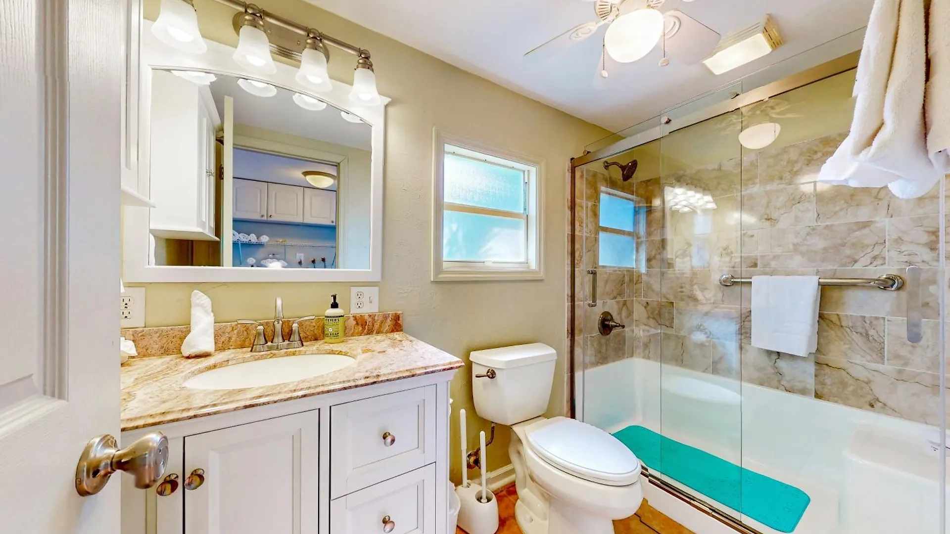Bayfront Bliss Retreat Holiday home Marco Island