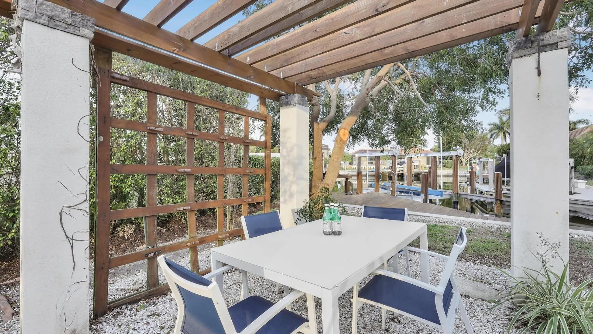 1767 Hummingbird Court * Marco Island