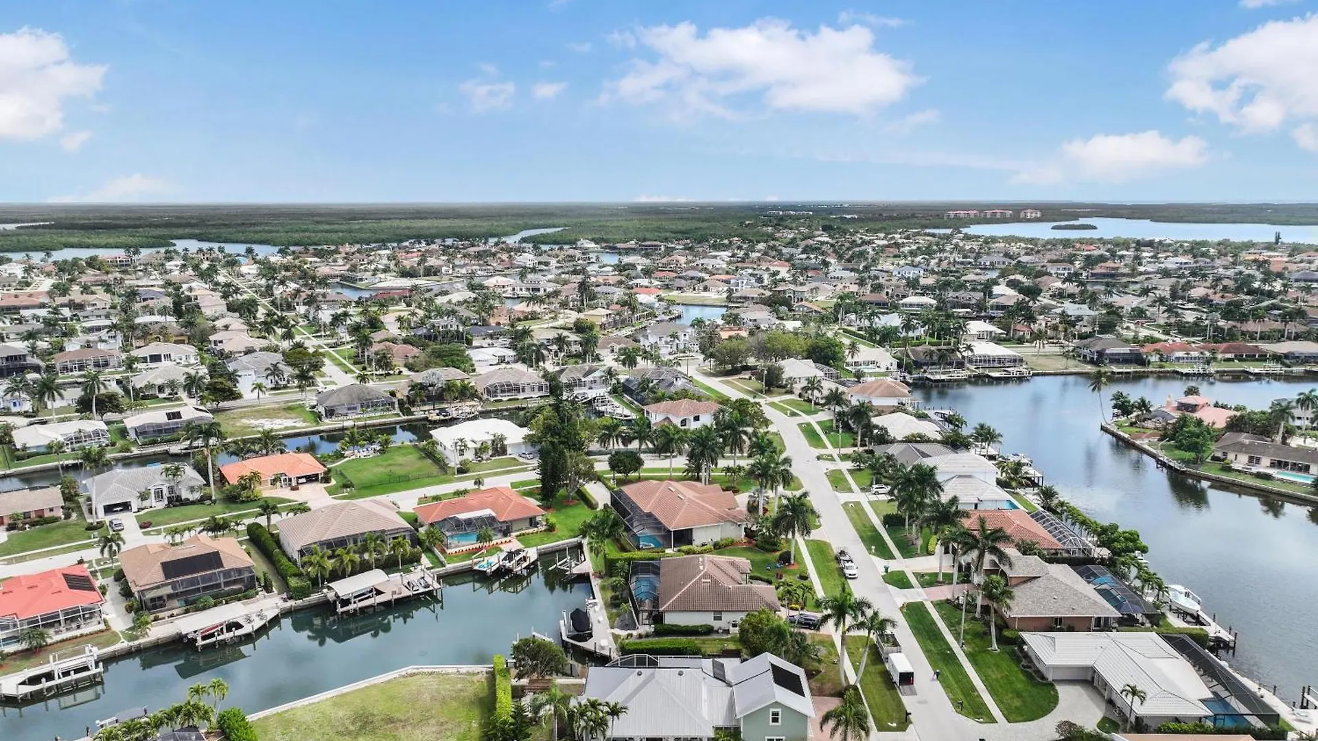 1767 Hummingbird Court * Marco Island
