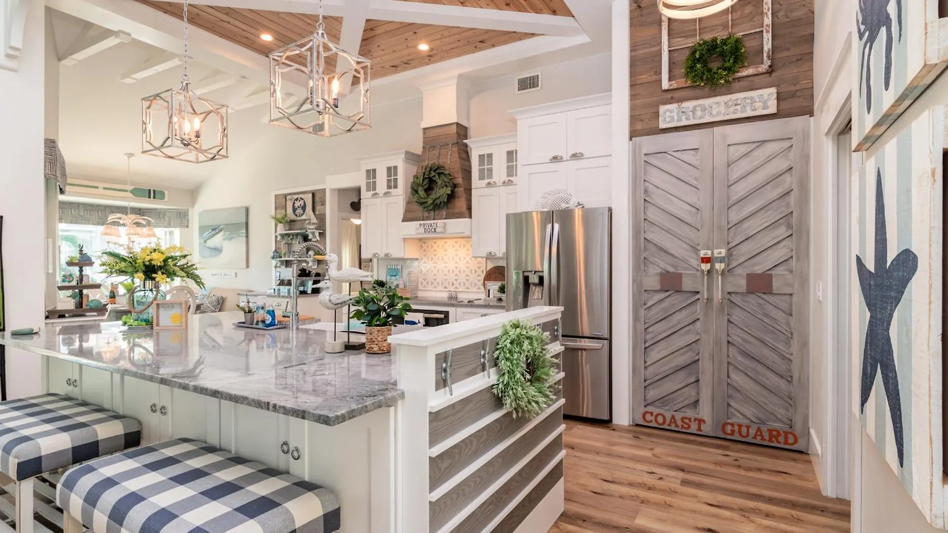 Perfect Blend Of Elegance And Comfort I Captivating For Idyllic Retreat *