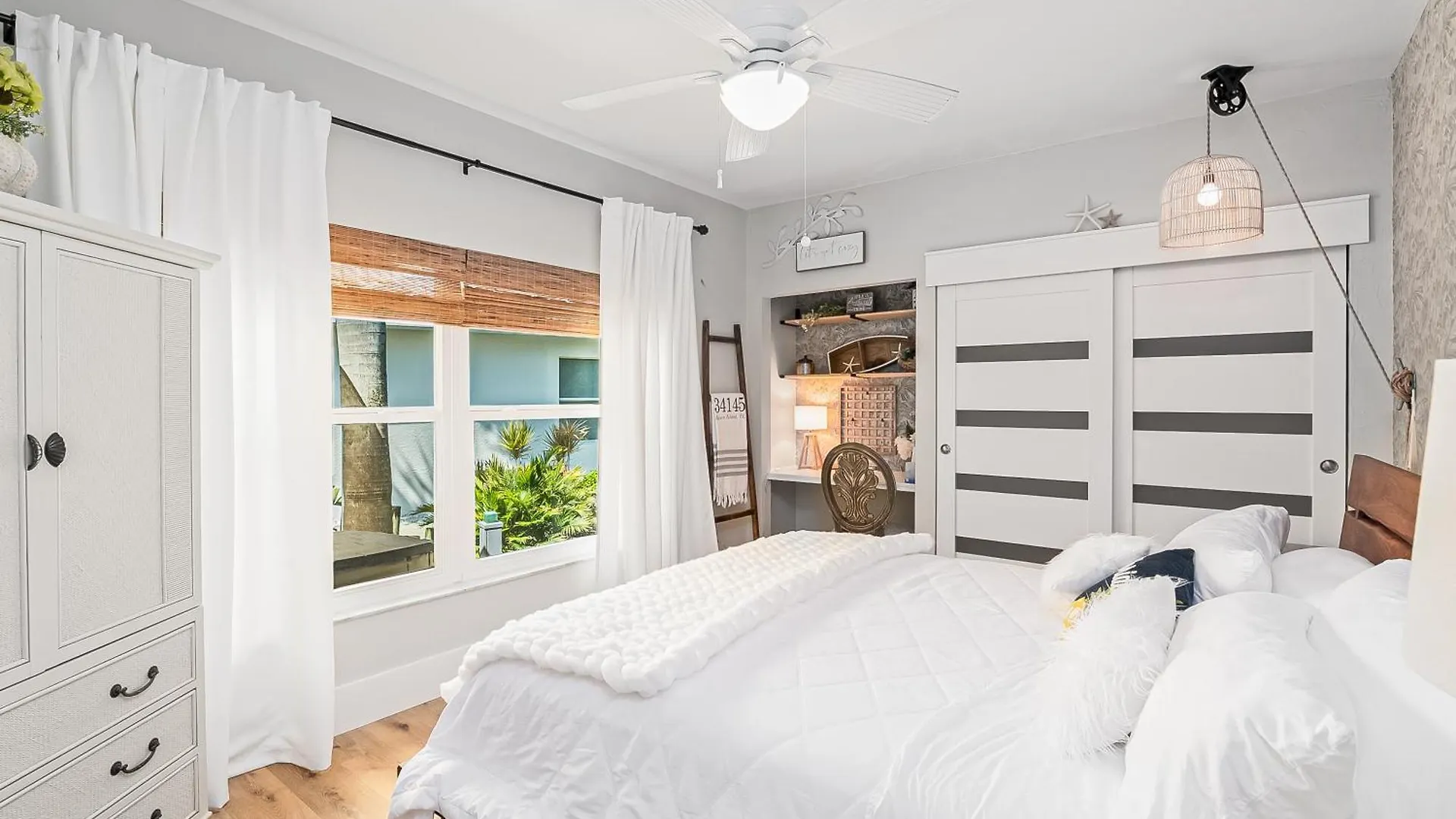 Perfect Blend Of Elegance And Comfort I Captivating For Idyllic Retreat Marco Island