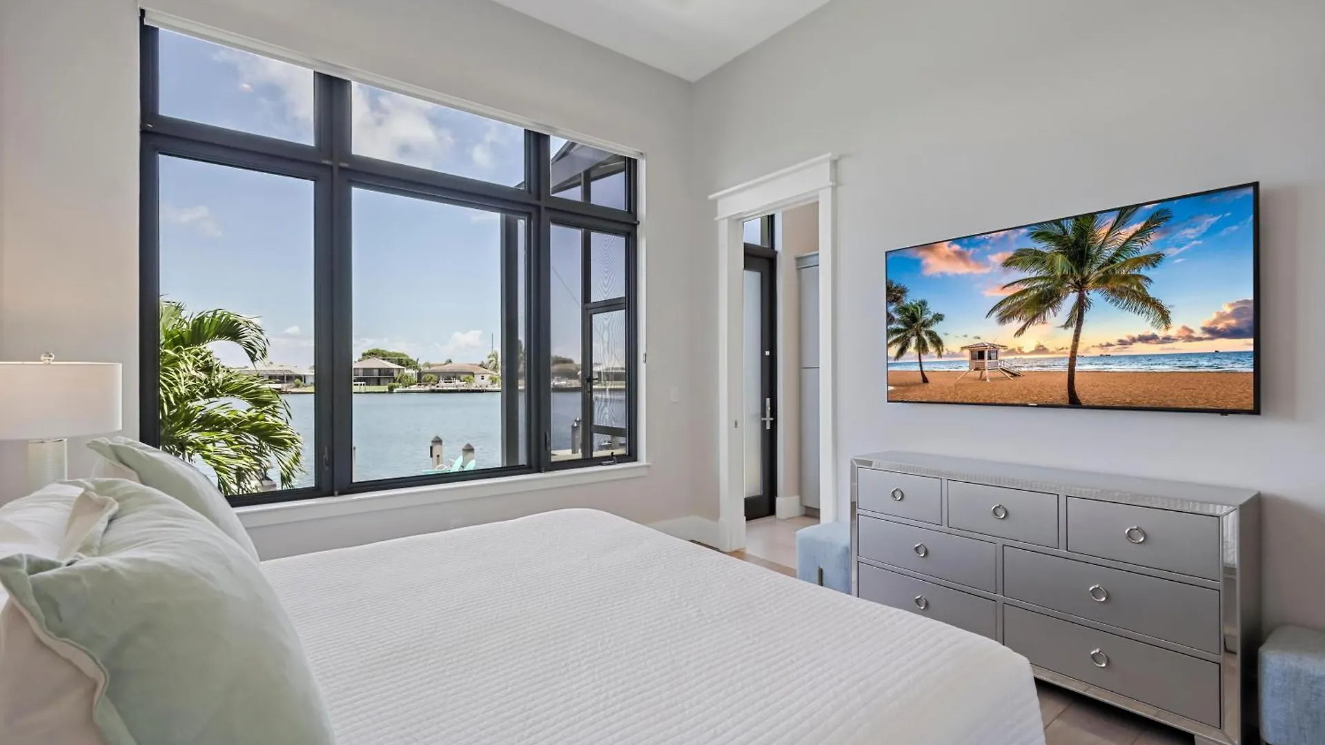239 Sunflower Court * Marco Island