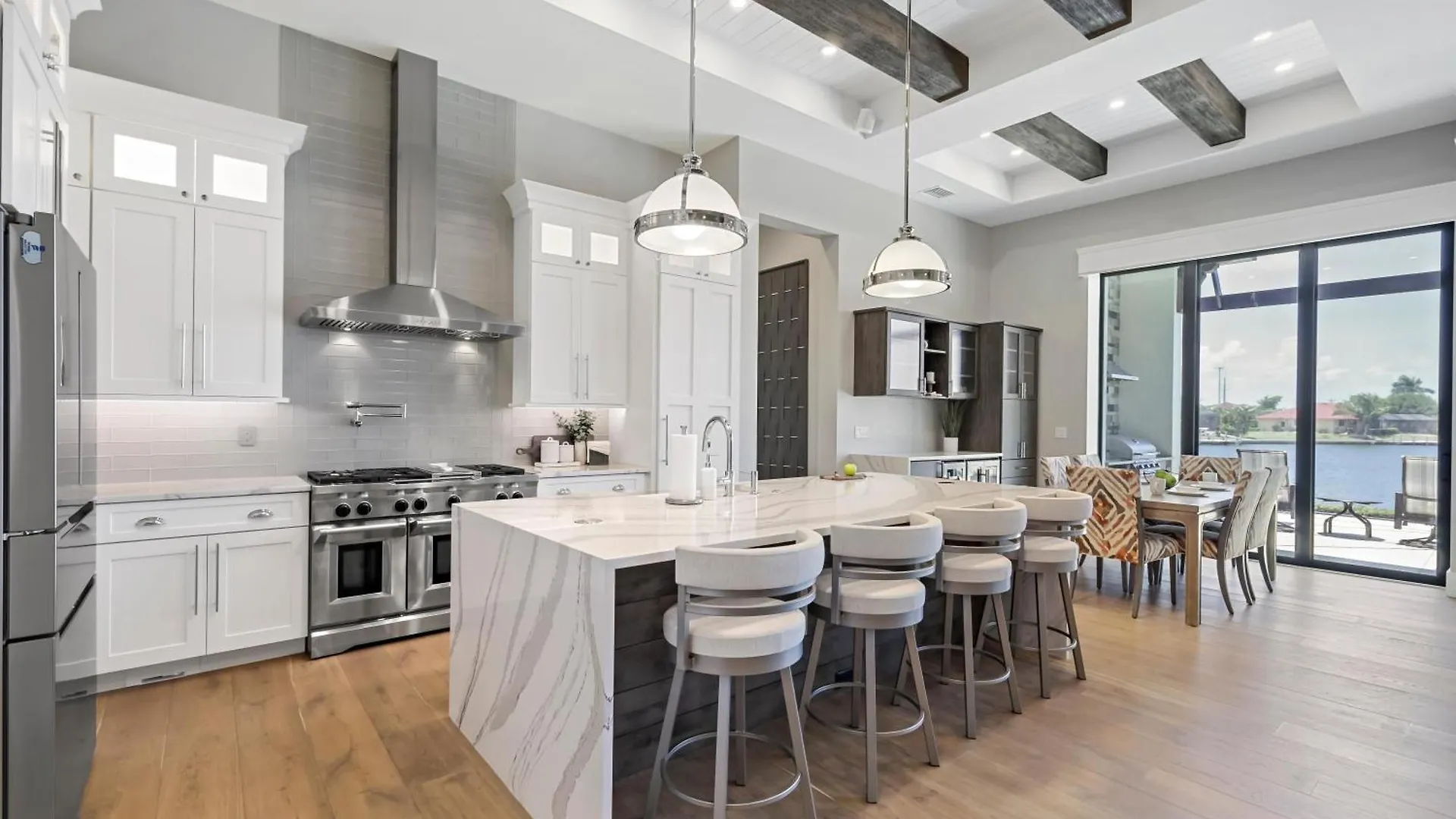 239 Sunflower Court * Marco Island