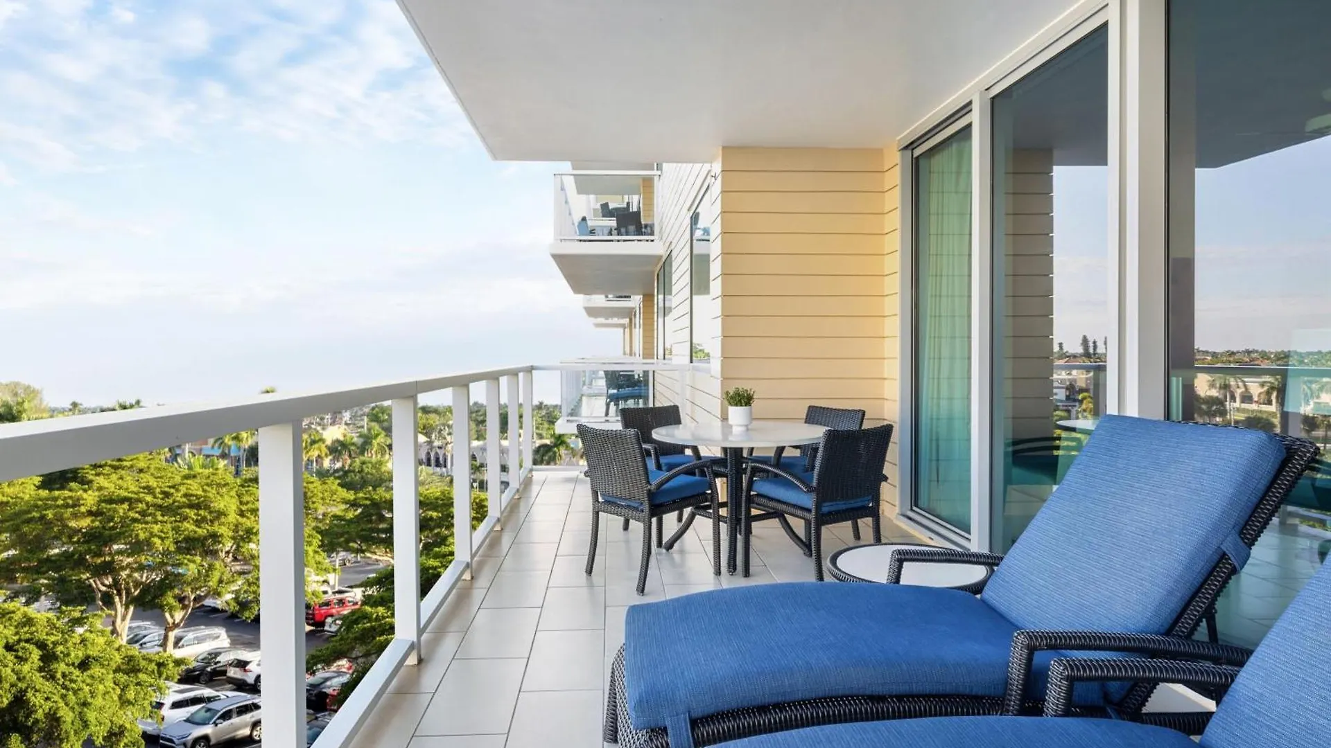 Marriott's Crystal Shores Hotel Marco Island