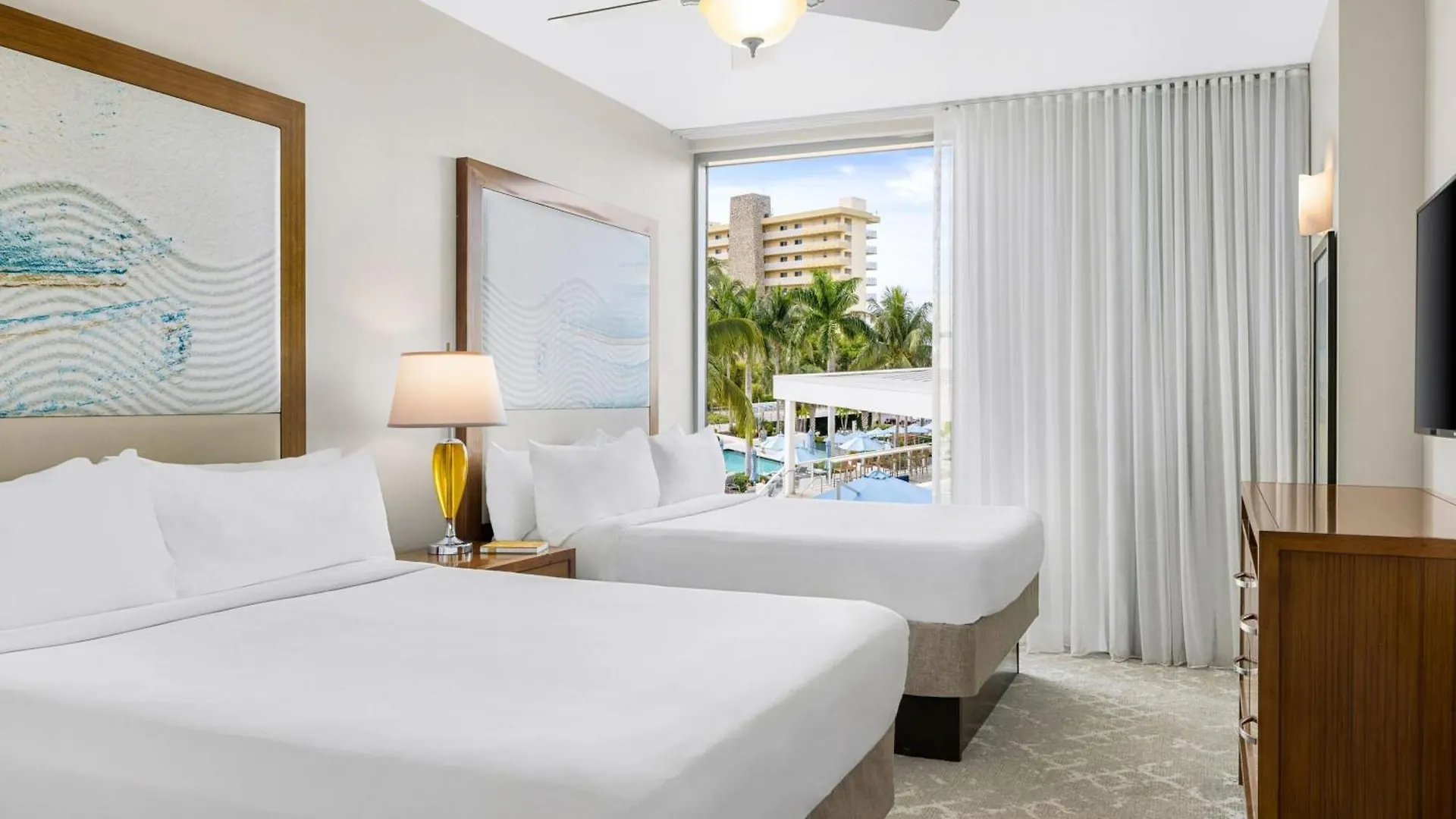 Marriott's Crystal Shores Marco Island