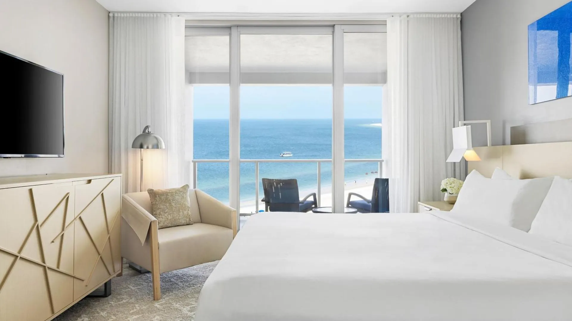 Hotel Marriott's Crystal Shores 4*