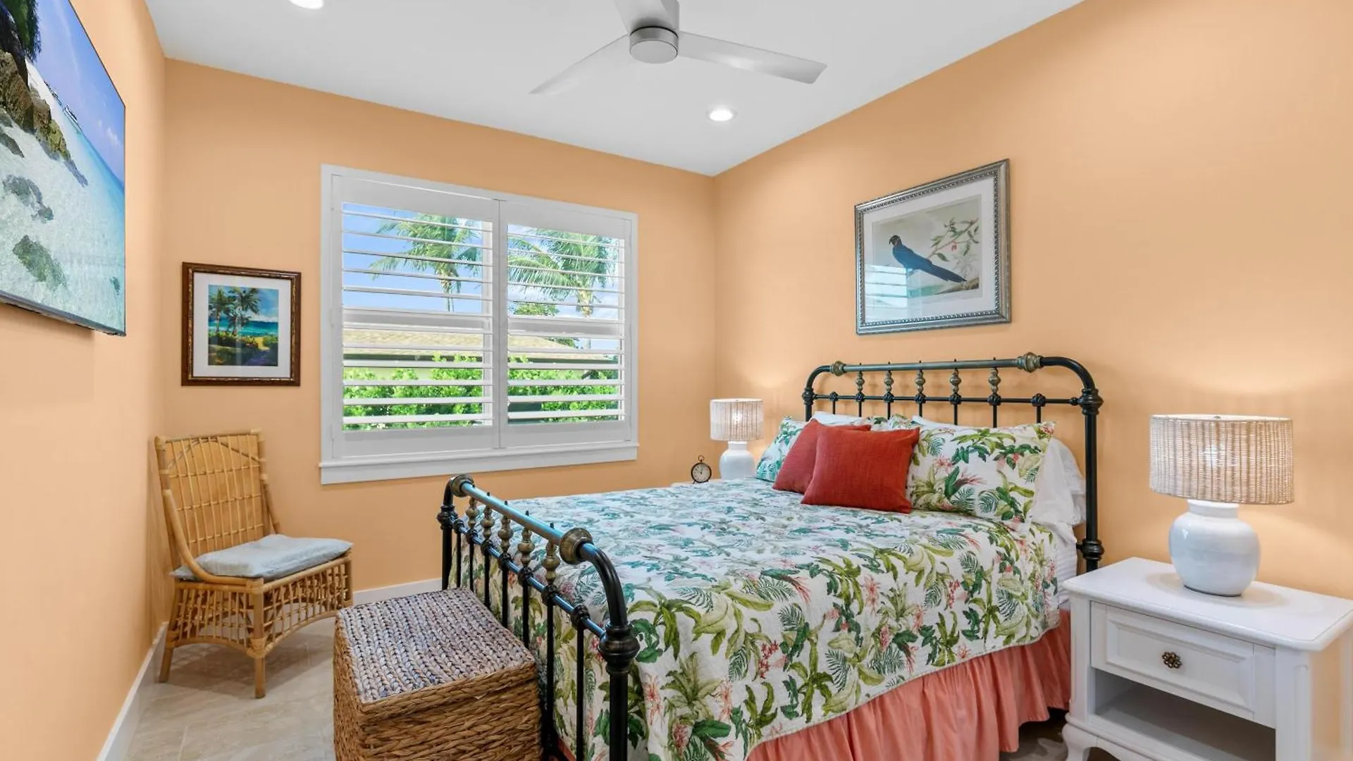 Stunning 3-bedroom Oasis With Private Pool And Luxurious Amenities Marco Island