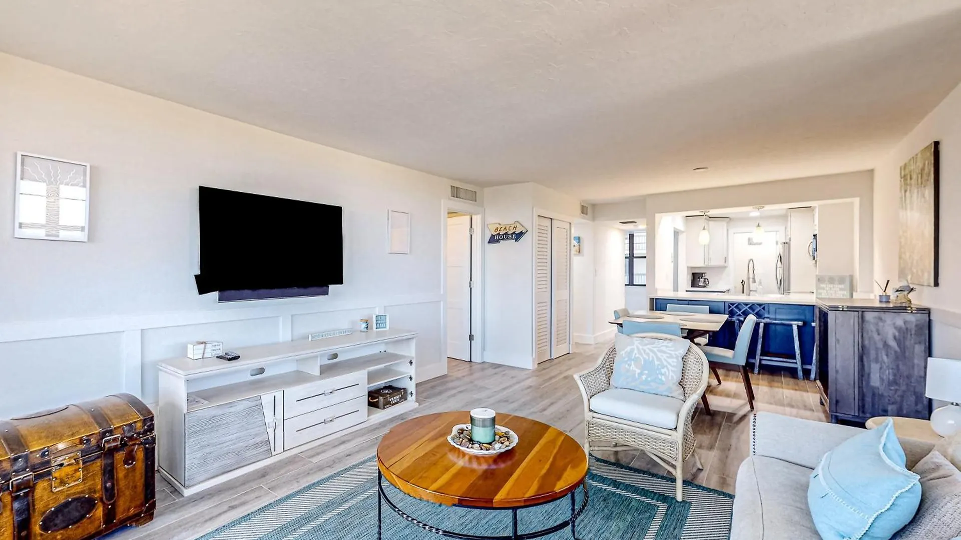 Seaview Court 402