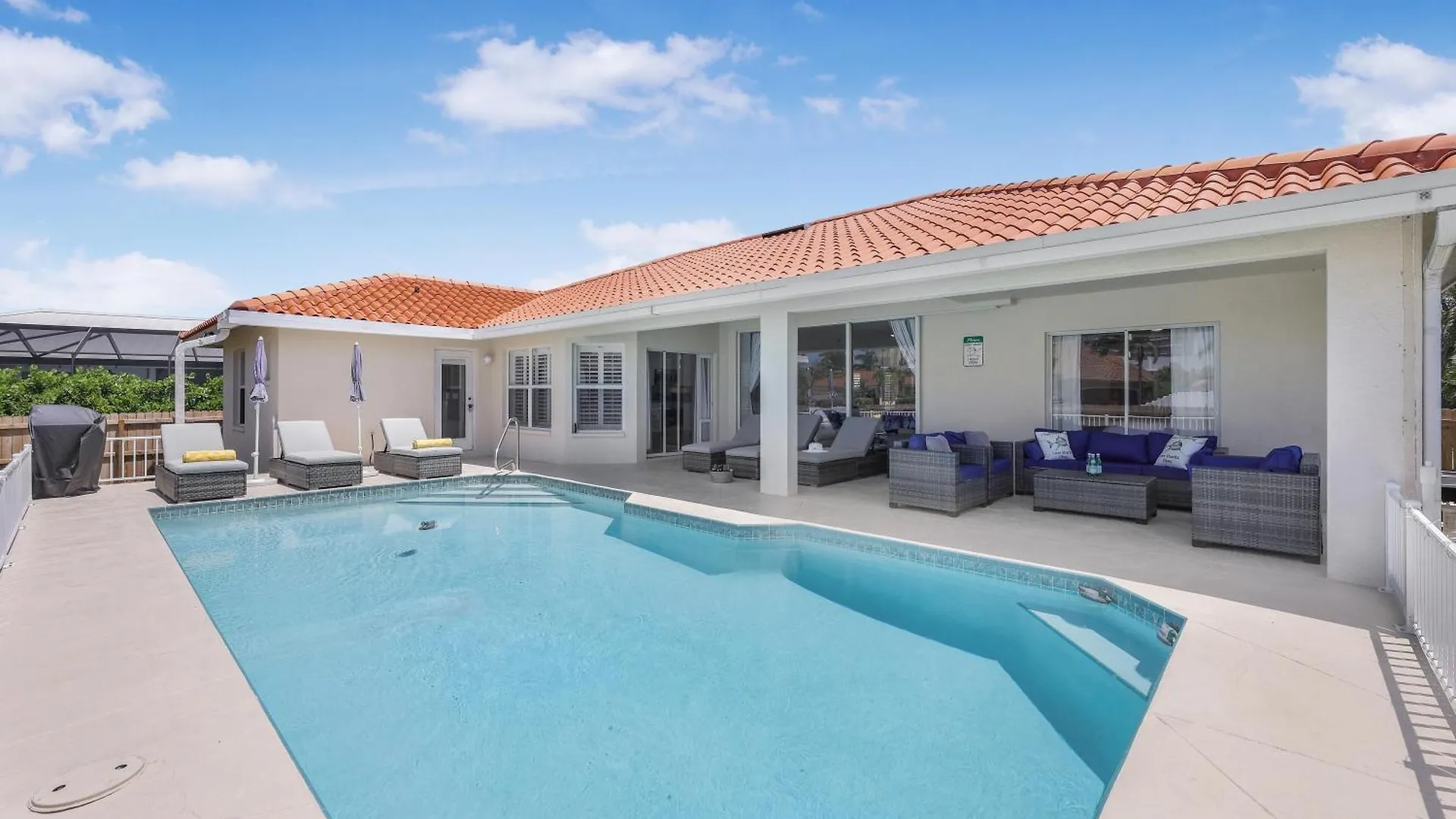 670 Wren Street * Marco Island