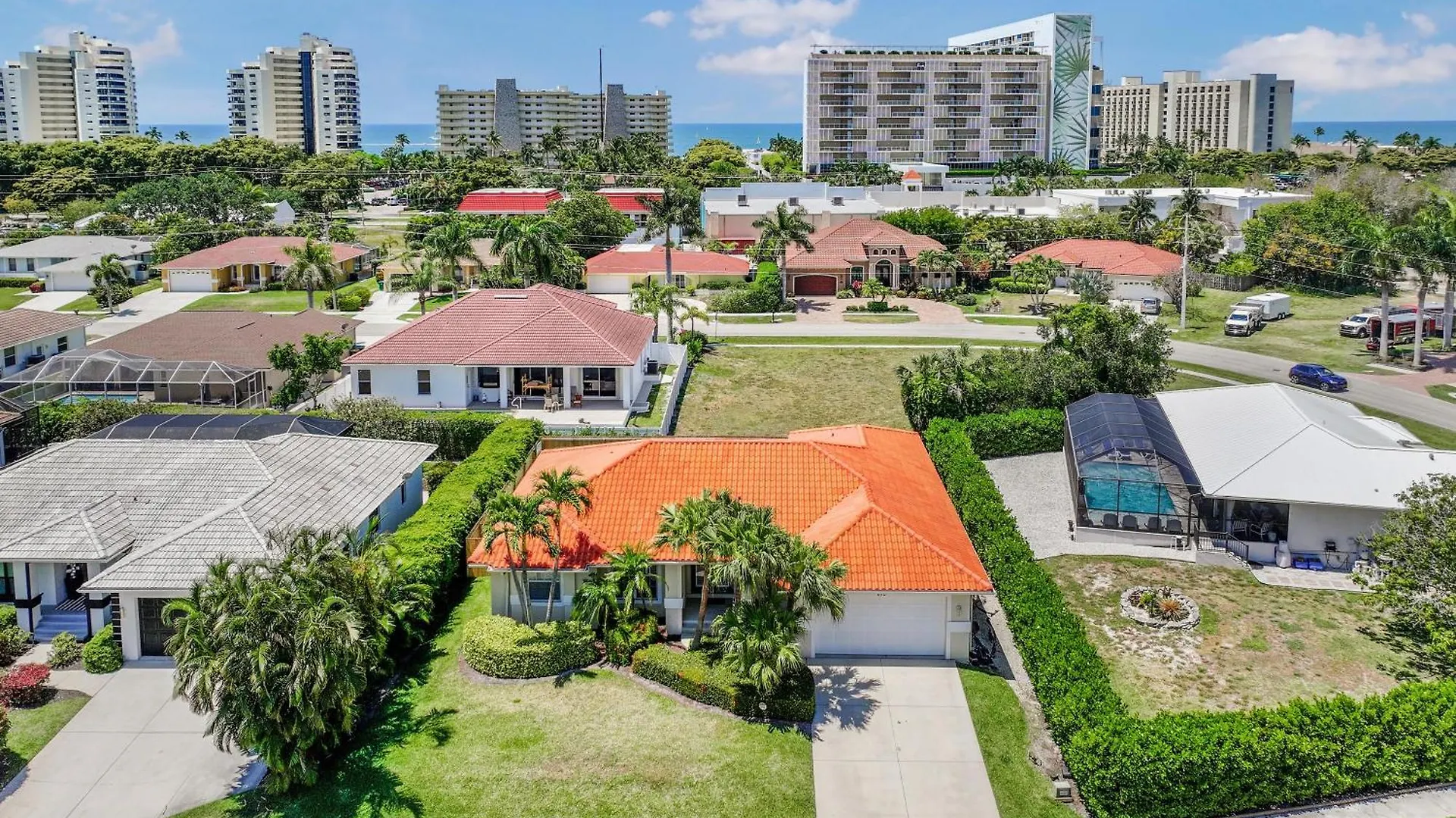 670 Wren Street Holiday home